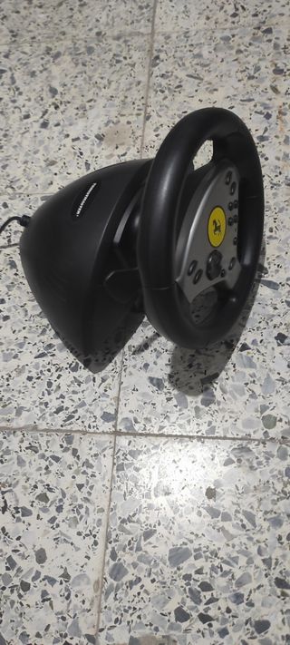 Volante Thrustmaster Ferrari - PS2-GC-XBOX
