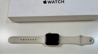 Apple Watch SE 2024 GPS 40mm - Beige