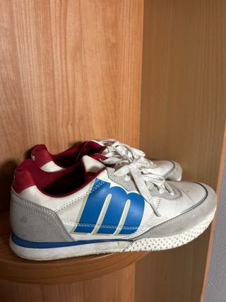 Zapatillas Mustang hombre - Blancas y azules