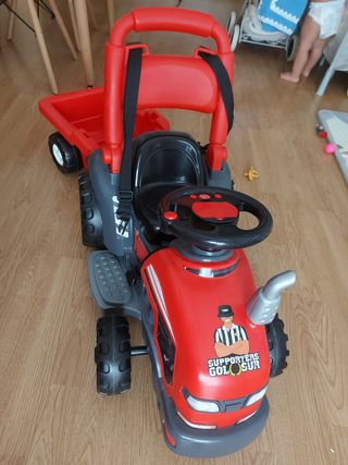 Tractor eléctrico infantil