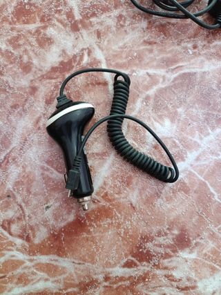 Cargador coche USB