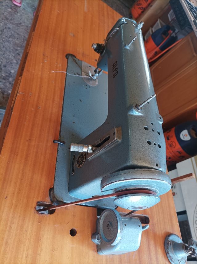 Máquina coser Alfa 135-300 industrial