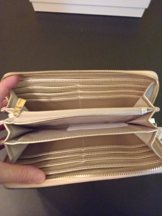 Portafoglio Guess rosa antico