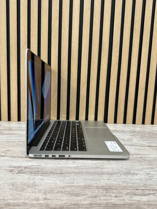 MacBook Pro 13" 2015 i5 8gb 500gb SSD