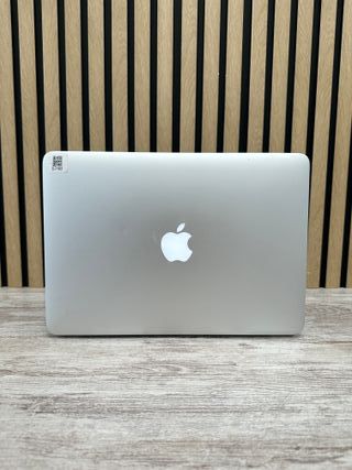 MacBook Pro 13" 2015 i5 8gb 500gb SSD