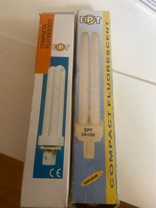 2 faretti da incasso a soffitto bianchi