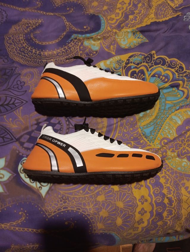 Zapatillas deportivas naranjas - 42