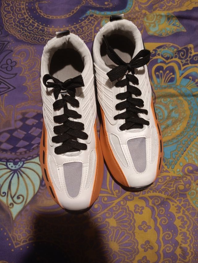 Zapatillas deportivas naranjas - 42