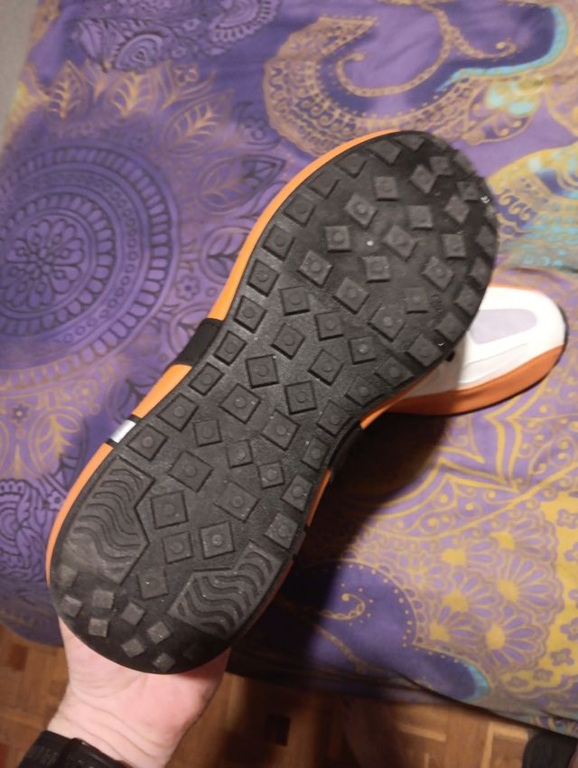 Zapatillas deportivas naranjas - 42