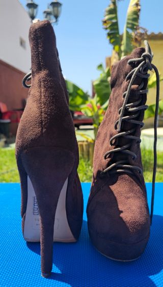 Tacones ante marrón 38