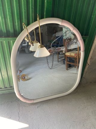 Espejo vintage rosa y blanco