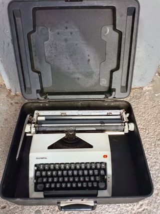 Máquina escribir Olympia