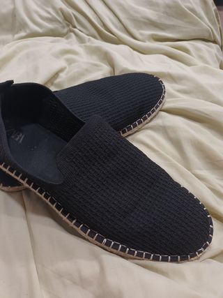 Zapatillas negras de esparto