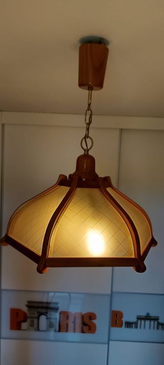 Lámpara madera