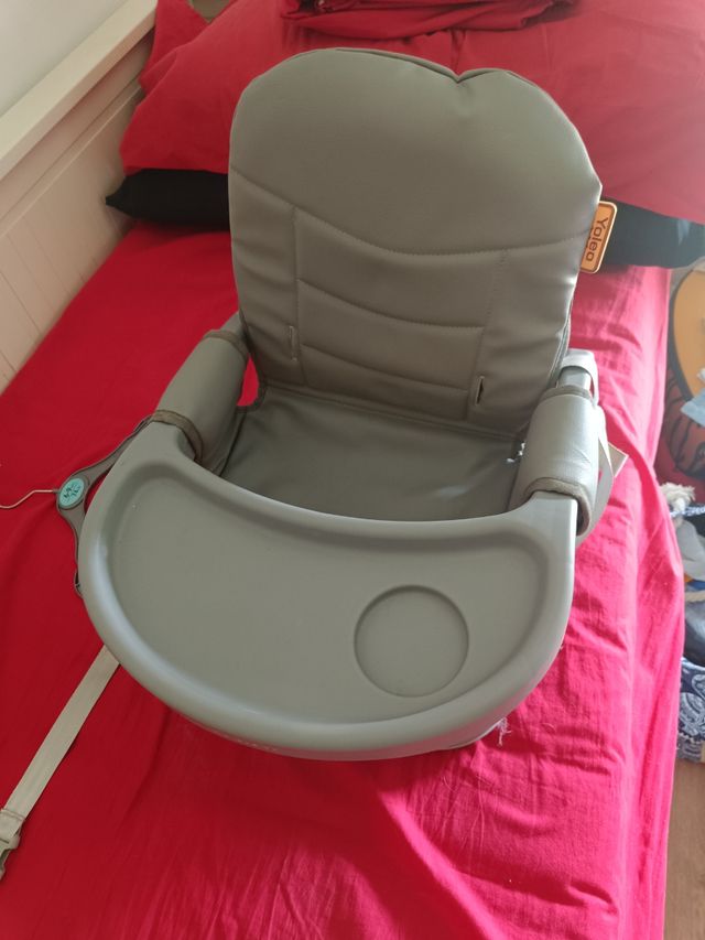 Silla adaptable para comer Yuloo