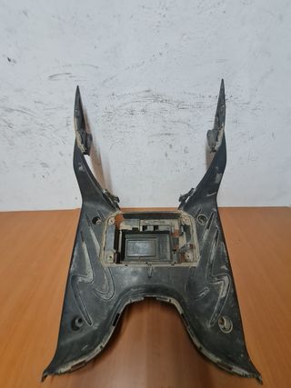 suelo de Peugeot Tweet 125