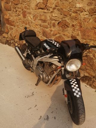 Suzuki GS500 Café Racer