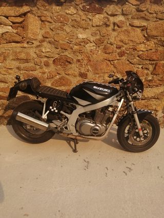 Suzuki GS500 Café Racer