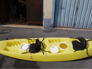 Kayak piragüa doble amarillo con remos y carro