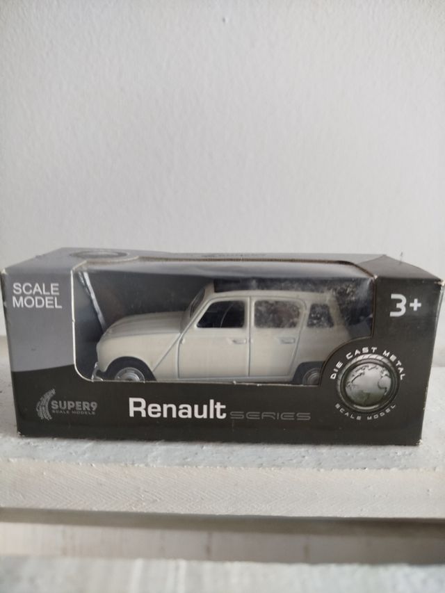  Renault 4