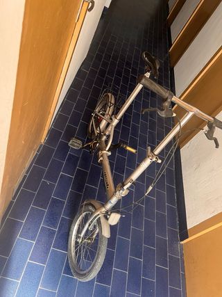 Bicicleta plegable ligera