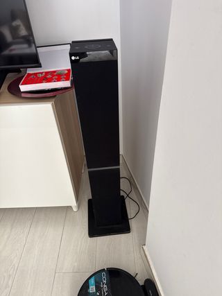 Torre sonido LG negra