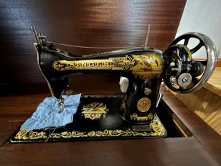 Máquina coser Singer + mueble antigua