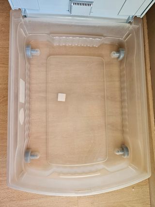 Caja almacenaje c/ruedas Rubbermaid