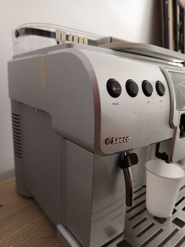 Cafetera Saeco Aulika