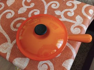 🇫🇷 Olla Le Creuset naranja