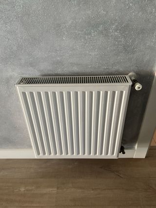 Radiadores pared blanco - Aluminio