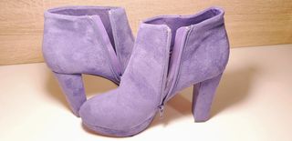 BOTINES MORADOS