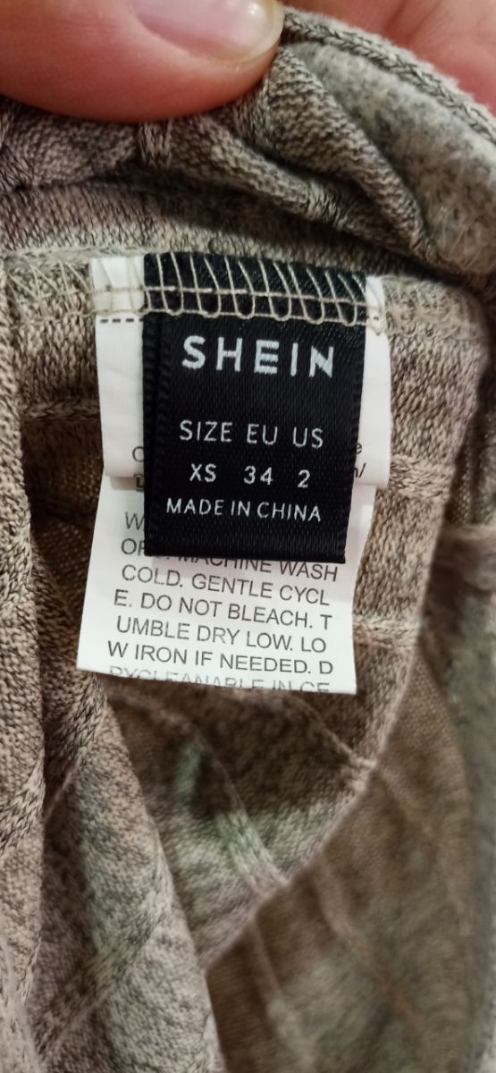 Falda midi beige jaspeada talla XS