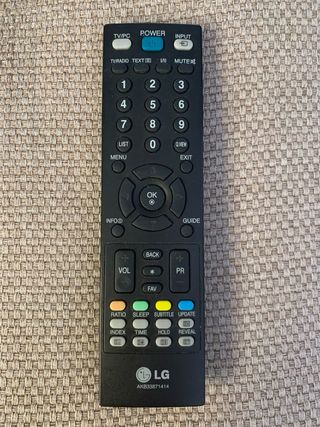 - Televisor - Pantalla de 21.8 pulgadas