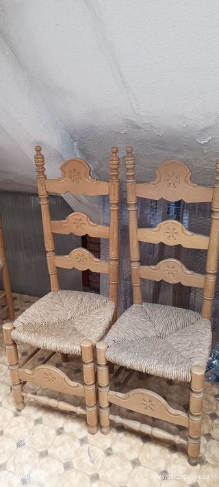 Silla salón madera mimbre