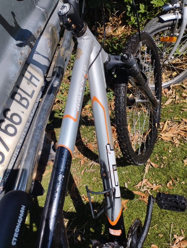 Bicicleta GT Avalanche 2.0 en buen estado 