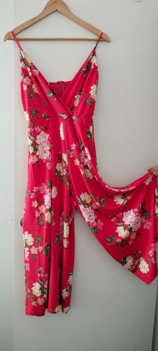 Mono largo Primark - Rojo floral