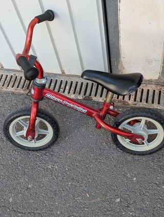 Bicicleta Equilibrio Chico Red-Bull