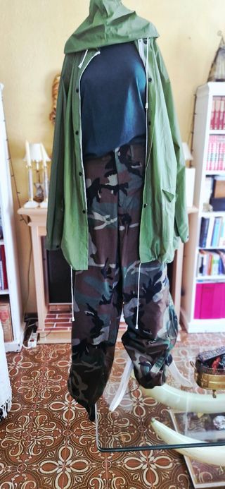 Chubasquero o Impermeable para deporte, montaña