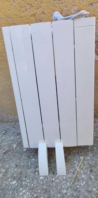 Emisor térmico blanco