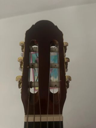 Guitarra española acústica