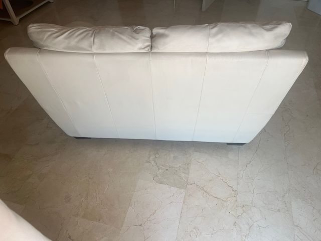 Sofá piel beige - 2 plazas