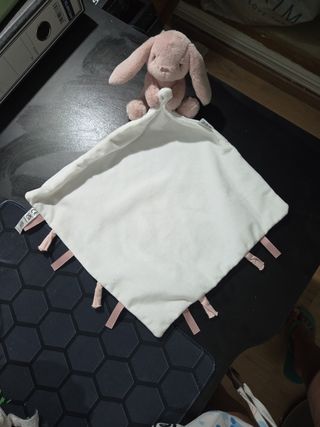 Dudu Bebé conejito rosa