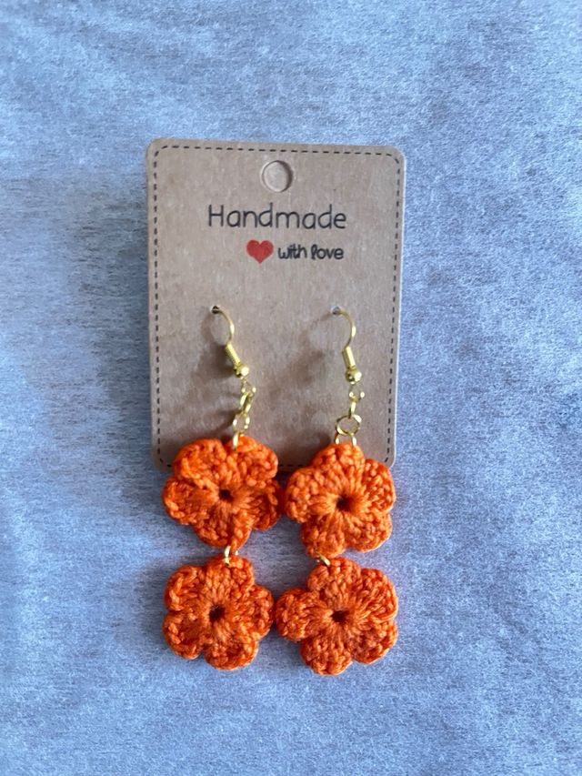 Pendientes crochet flores naranja