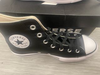 Converse Chuck Taylor negras - 38