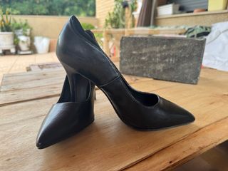 Zapatos salón negros tacón alto