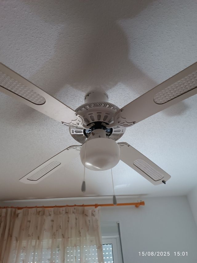 Ventilador techo beige - 5 aspas Marca no la se