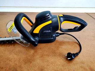 Tagliasiepi Stiga HT 106c elettrico