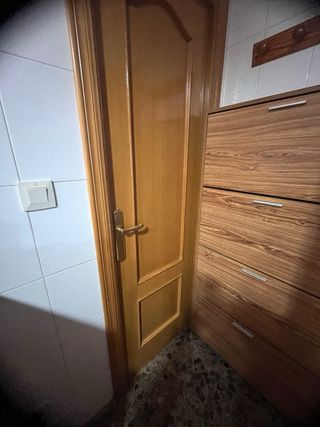 Rebajas. 
Puerta 62 cm ancho , baño 
