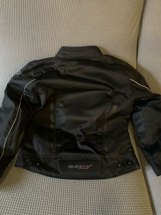 Cazadora moto verano mujer